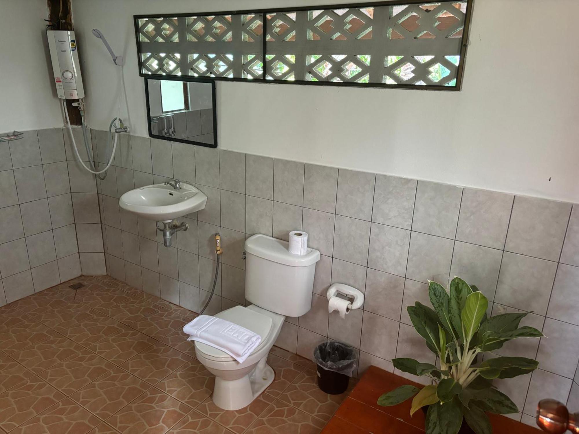 Pai Kiang Fa Hotel Buitenkant foto