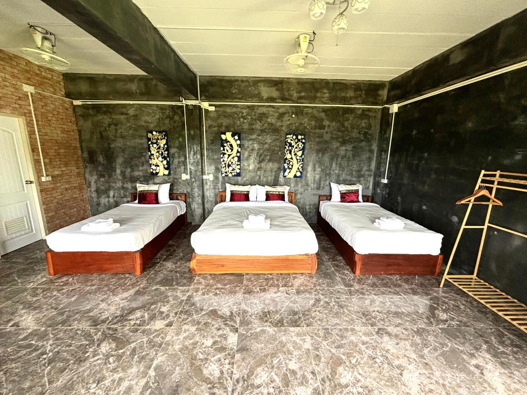 Pai Kiang Fa Hotel Buitenkant foto