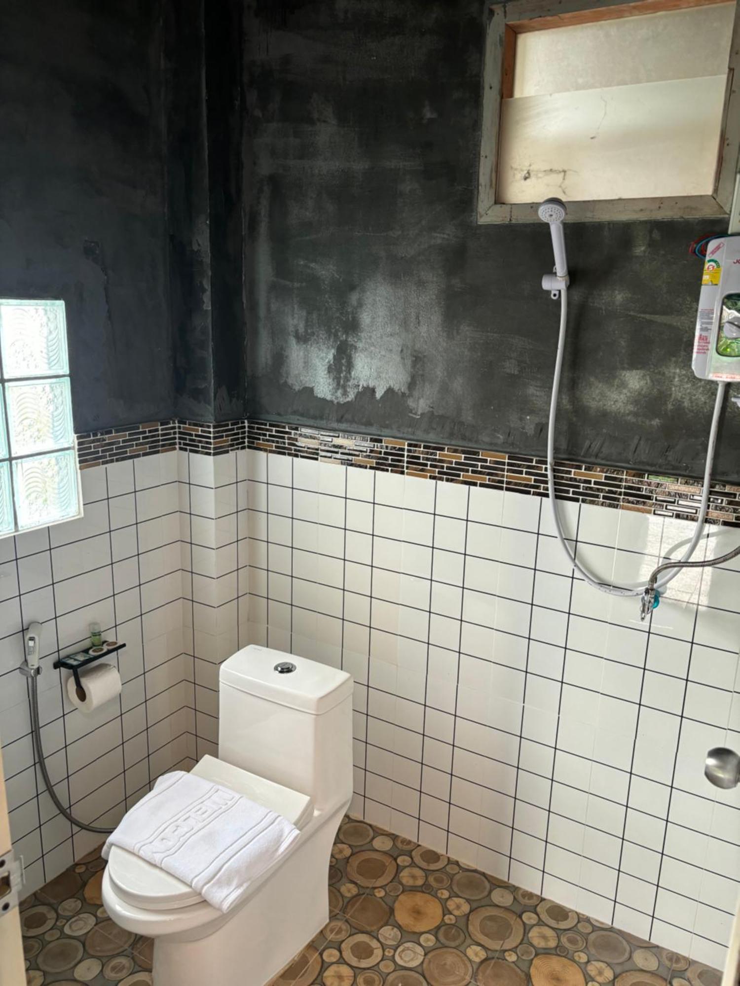 Pai Kiang Fa Hotel Buitenkant foto